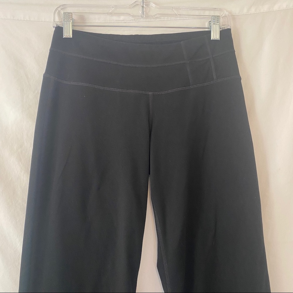 Prana Crop Flare Yoga Pants - Picture 2 of 3